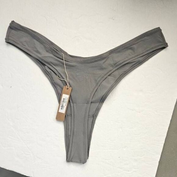 SKIMS V CUT PANTY NWT - Picture 5 of 8